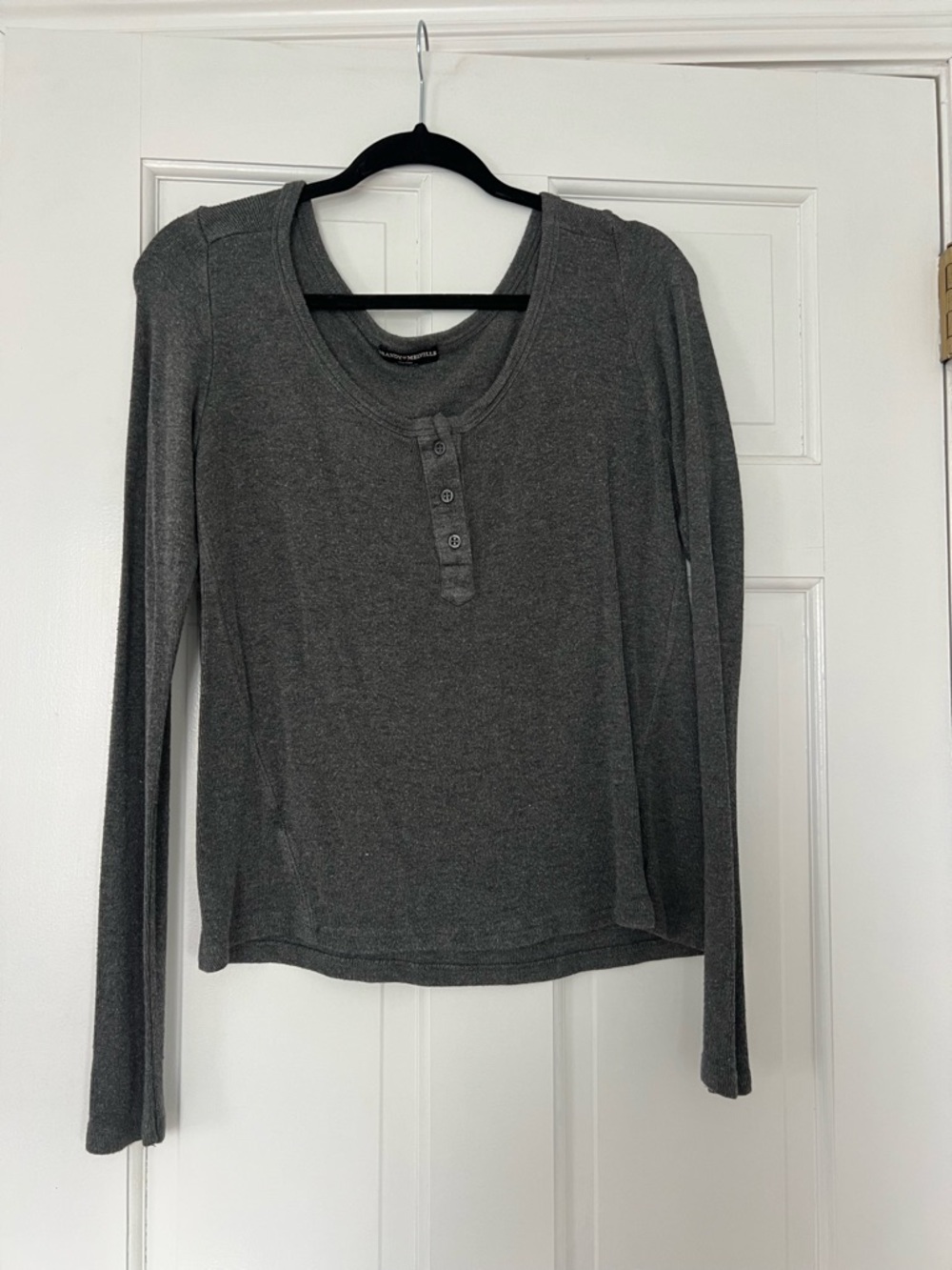 Brandy Melville Charcoal Gray Long-Sleeve Henley